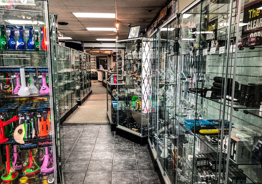 Joint Tobacconist and Glass Gallery Saskatoon